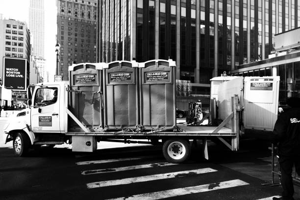 Best Construction site porta potty rental  in Brooklyn Heights, OH